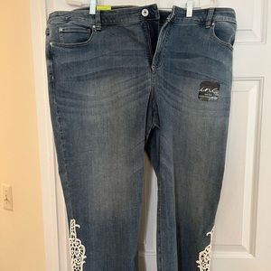 INC Cropped denim, jeans with ivory lace trim on the bottom . Side 22